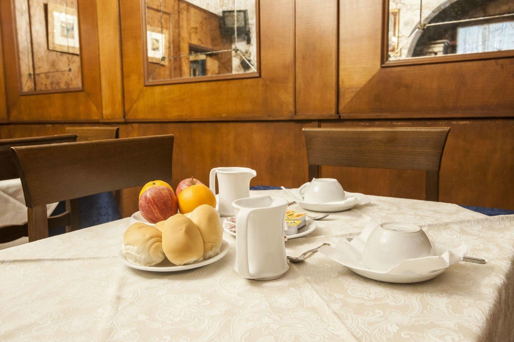Hotel Locanda Ca' Foscari Benátky Exteriér fotografie
