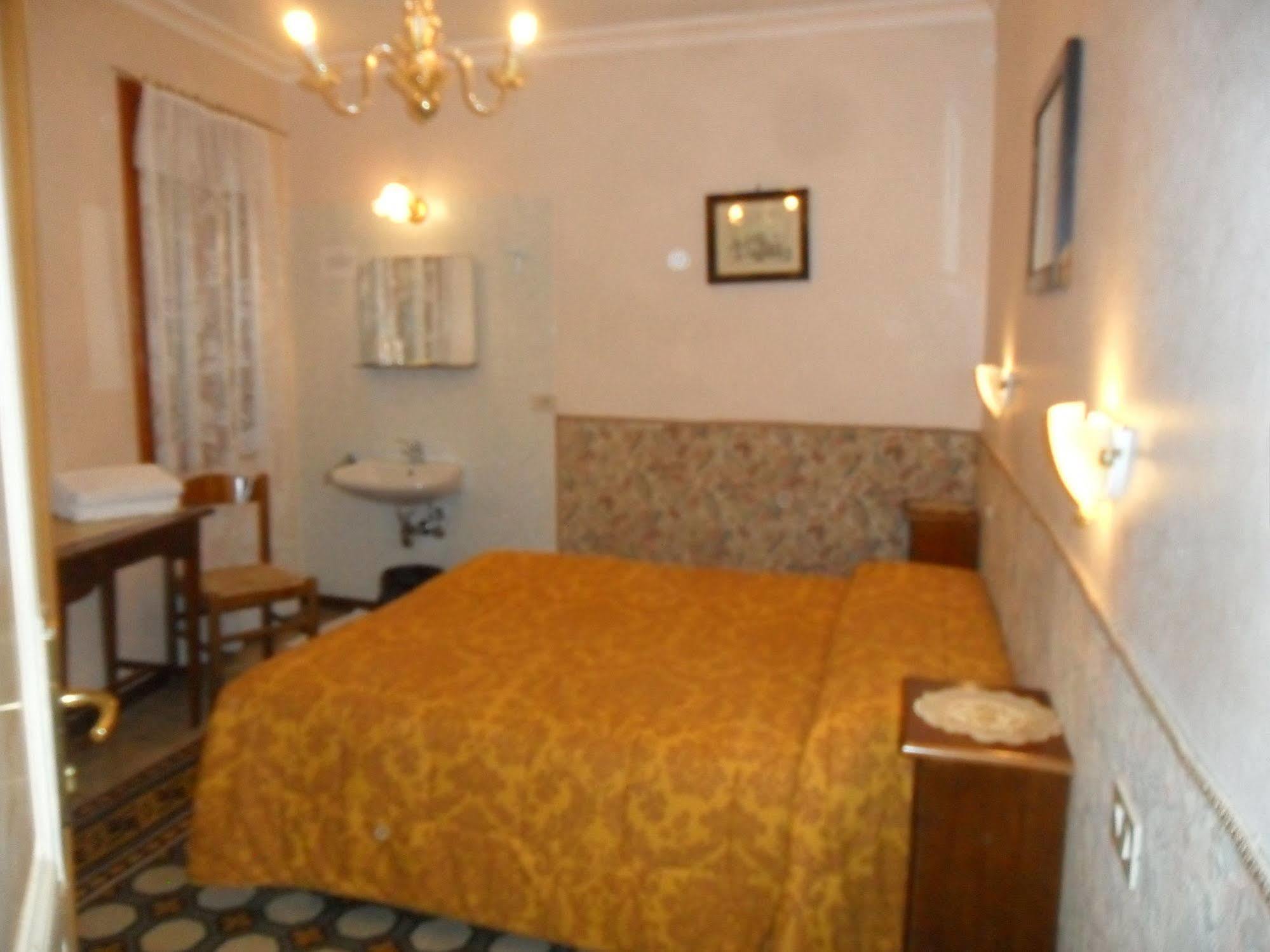 Hotel Locanda Ca' Foscari Benátky Exteriér fotografie